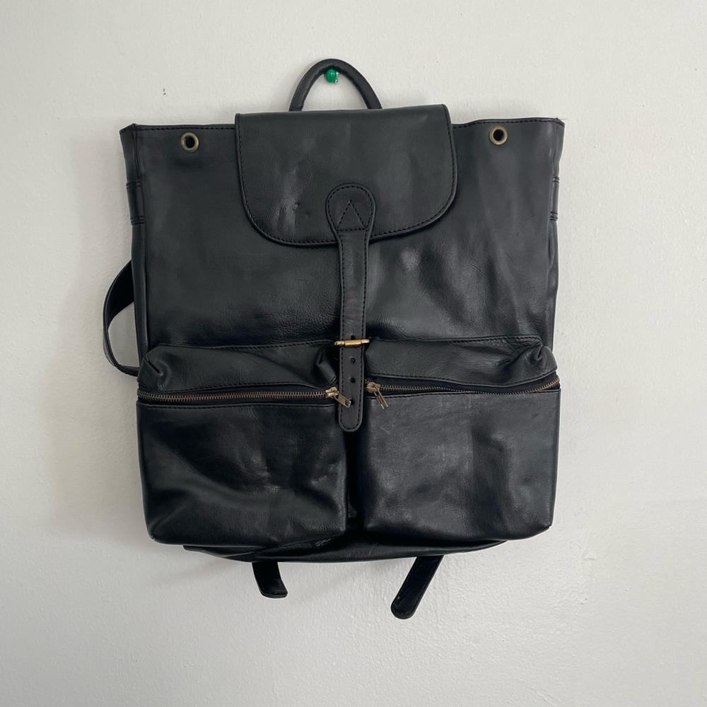 GENUINE COWHIDE LEATHER BACKPACK